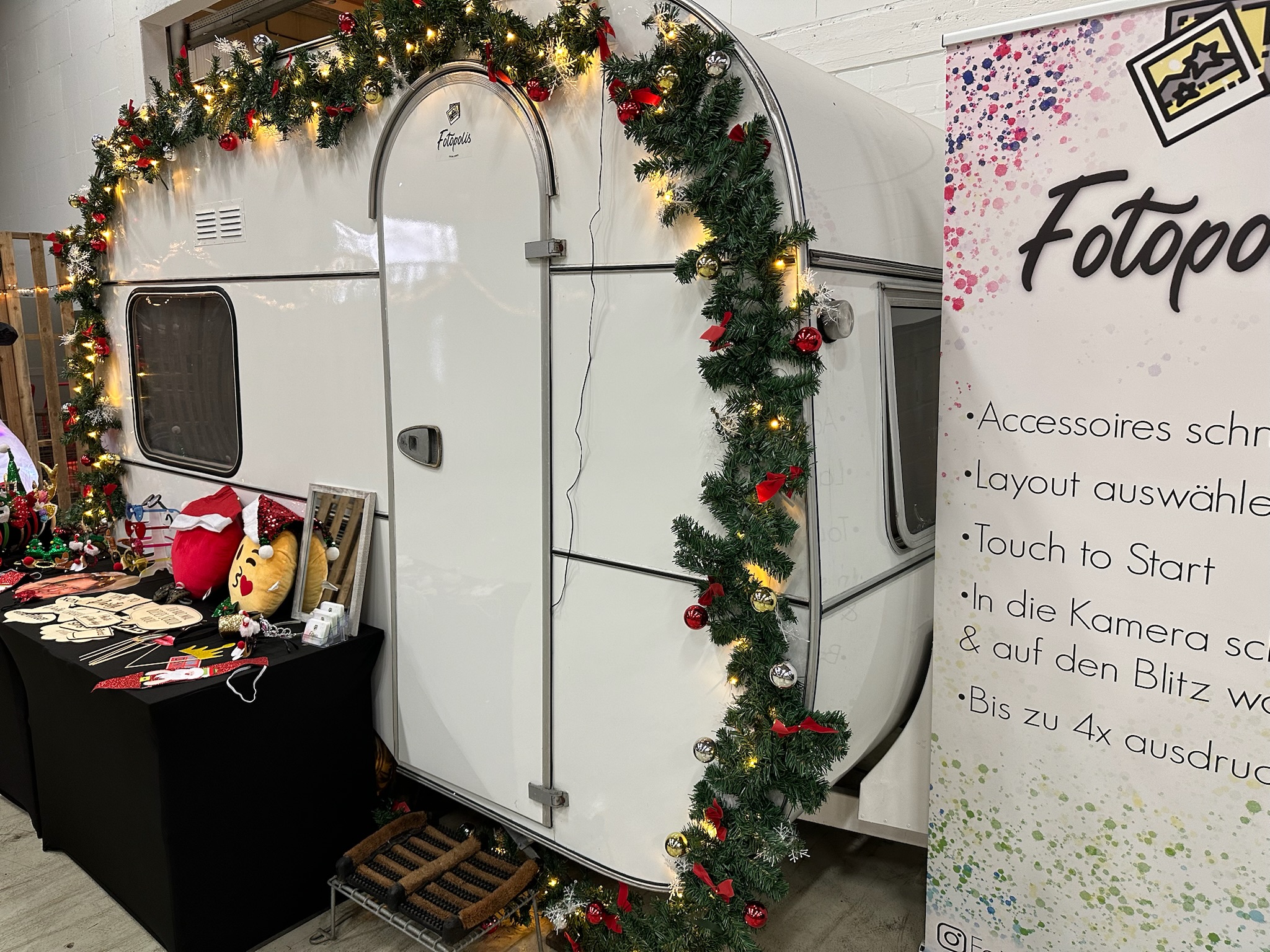 Wohnwagen im Winter - Frontansicht